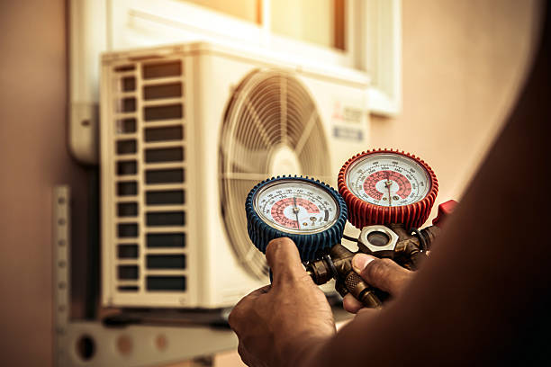 Professional Hvac technician working in Fairview, GA